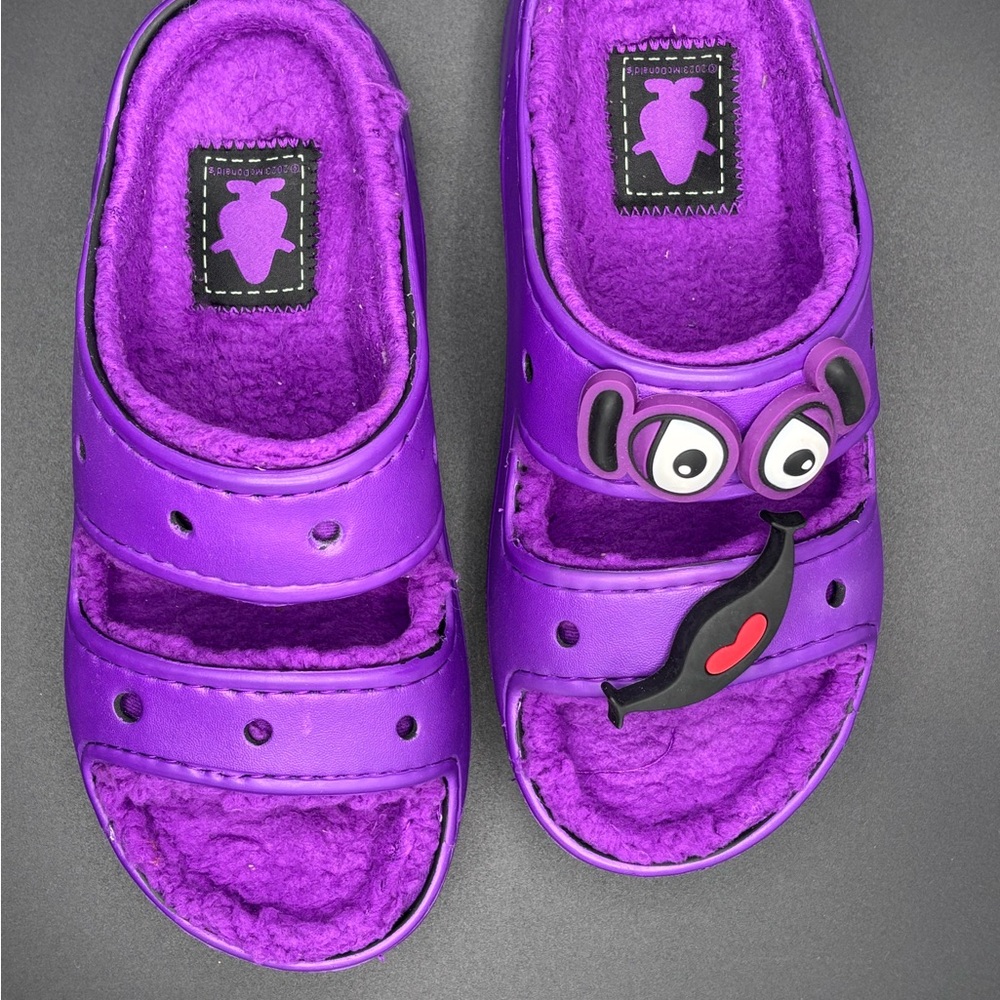 Grimace McDonalds CROCS Purple Mens 5 / Womens 7 shoes with Fun Face Design